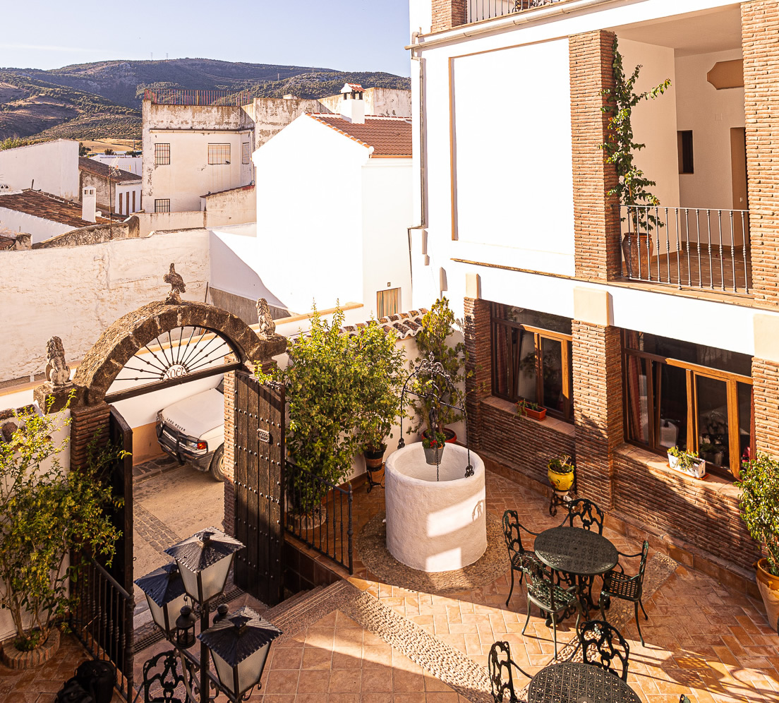 hotel, patio interior